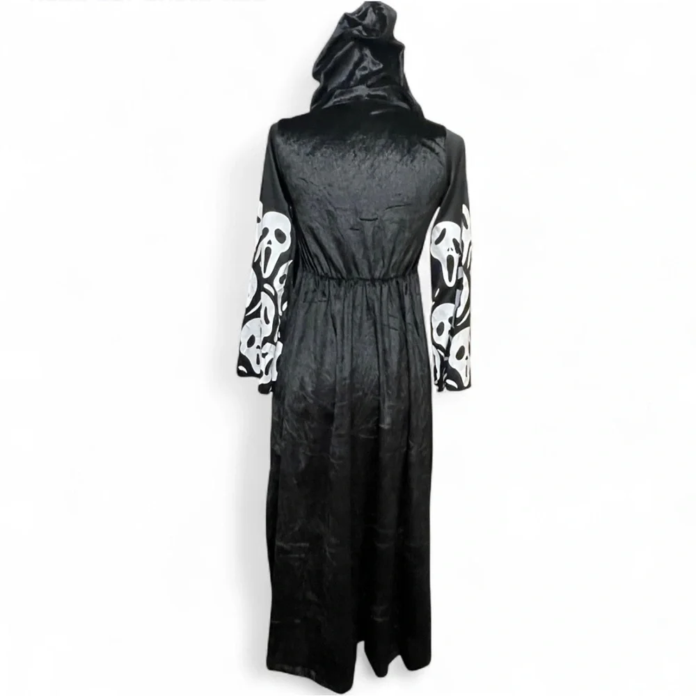 Black & white Velvet Scream Ghostface‎ Hooded costume Youth XL